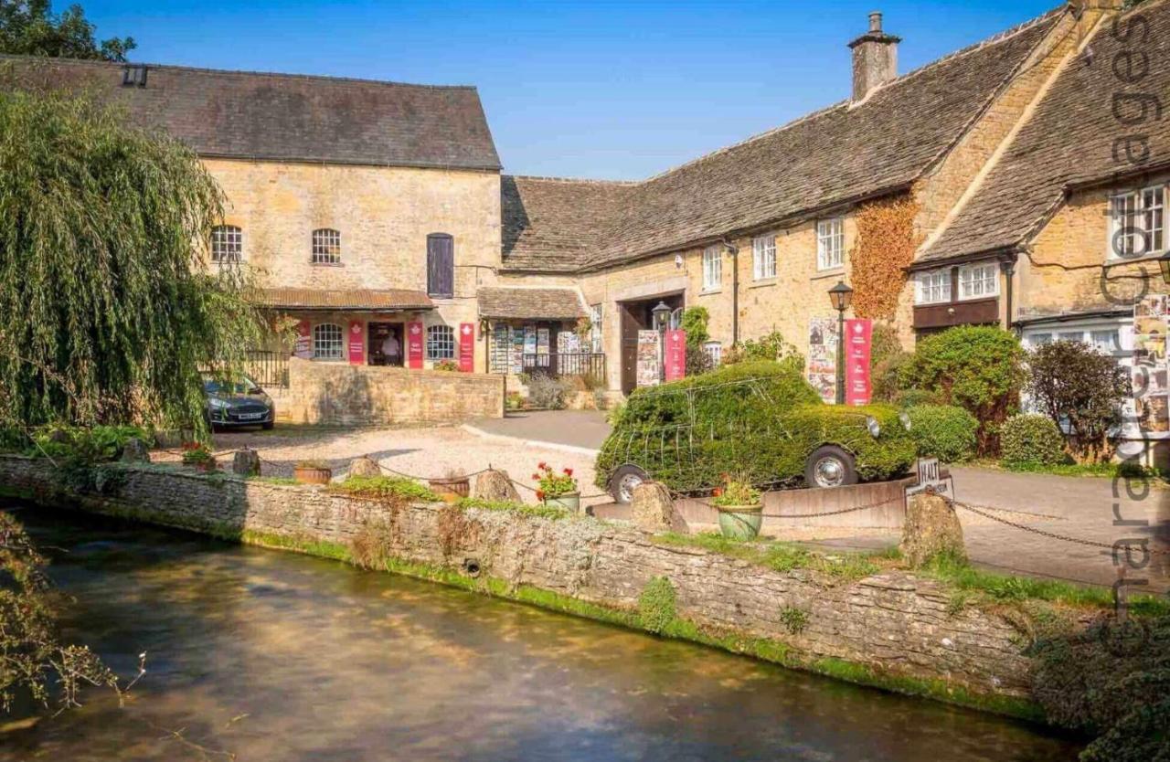 Weir Cottage Bourton-on-the-Water Eksteriør billede